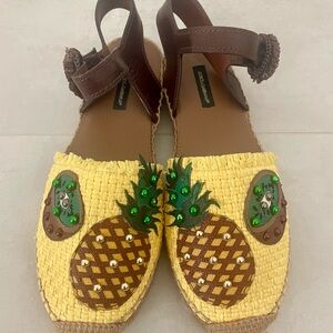 Dolce & Gabbana Pineapple Sandals - sz 38; excellent condition